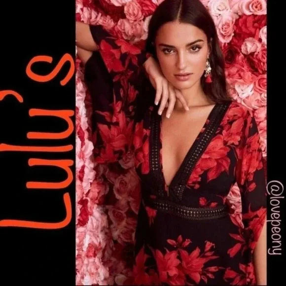 Lulu’s Feel the Love Black & Red Floral Print Bell Sleeve Size S - Picture 2 of 16